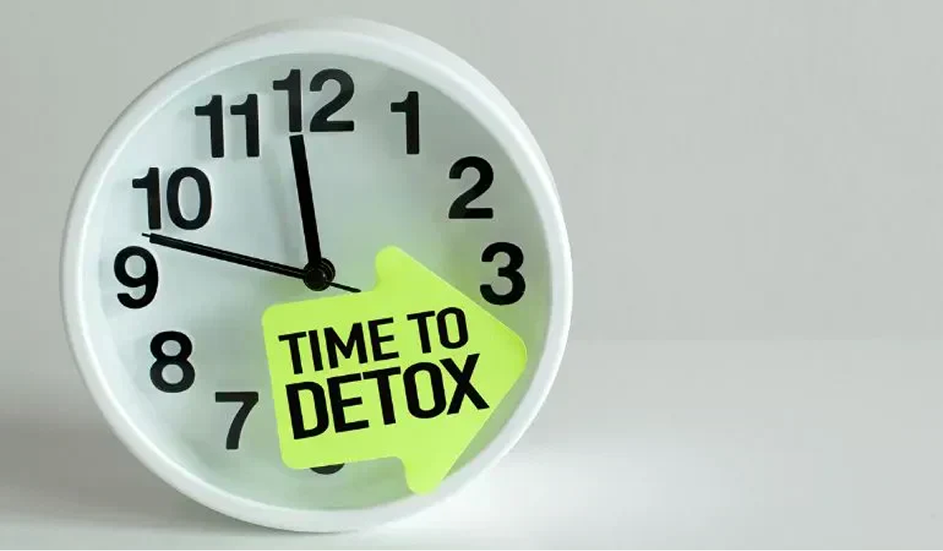 How To Detox Your Body After a Party with Ayudhan LivPhyt Capsules